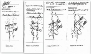 cheque del abogado de Canoa con firmas diferentes