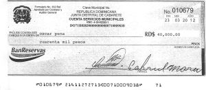 Ejemplo de cheque emitido por la junta distrital de Cabarete por un combustible que nunca se compro